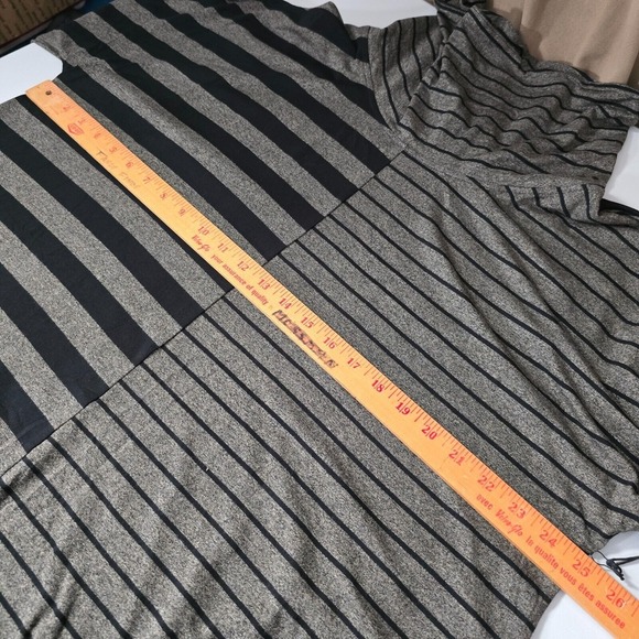 Liv‎ by Habitat Sweater Women Large Gray Black Stripe Cowl Neck Lagenlook Top - Picture 9 of 12